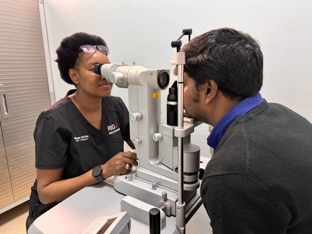 Comprehensive Eye Examinations at RIIO iHospital